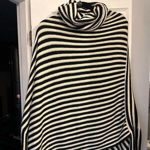 Black and Cream Boutique Poncho.  Some snags, very soft and cozy